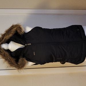 Columbia Black Puffer Vest with detachable hood sz XS